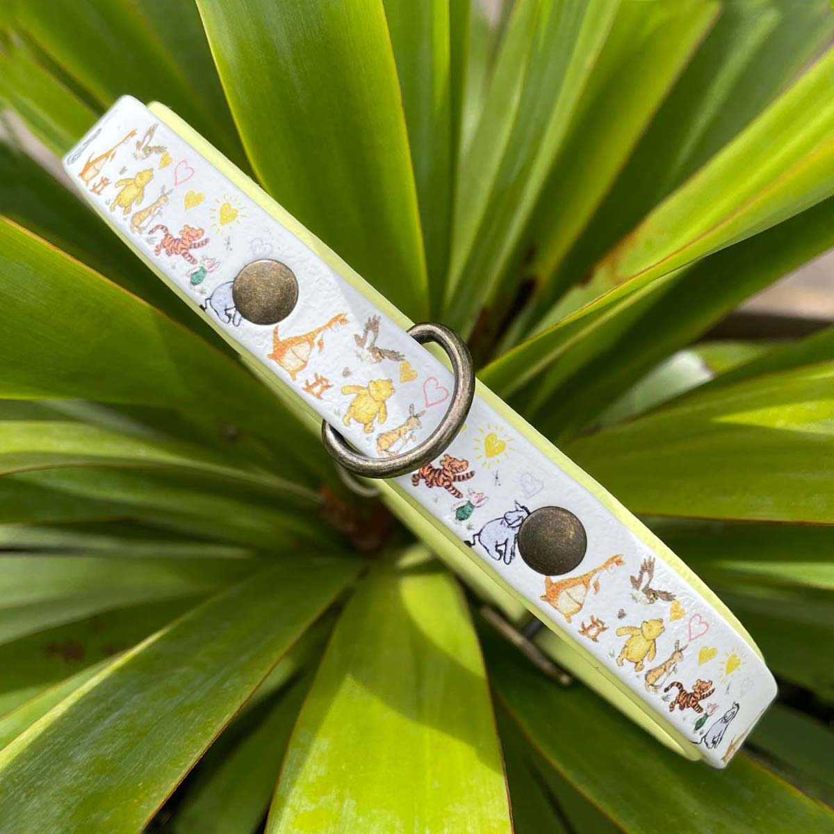 Everyone Needs a Friend Printed Pastel Yellow Dog Collar